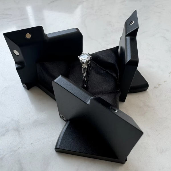 Everyes Ring Box ( Star Red )
